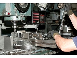 中山沖壓件廠，沖床制動與離合器