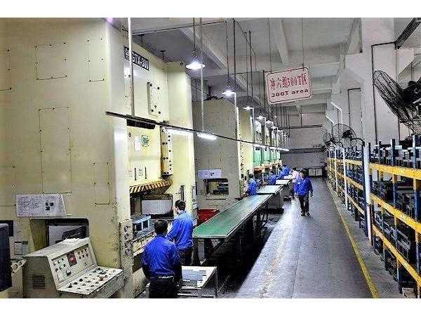 清遠五金沖壓件加工廠，精密沖件和模具的技術(shù)特點